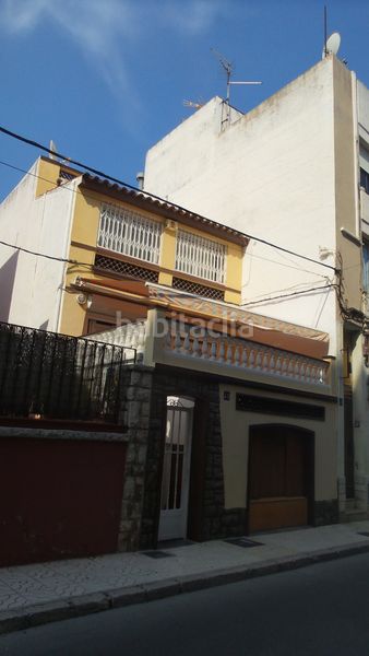 Foto 3ef76ca1-5f6c-4c69-8a1d-4f098c6b8202. Casa amb calefacció a Casco Urbano Vinaròs