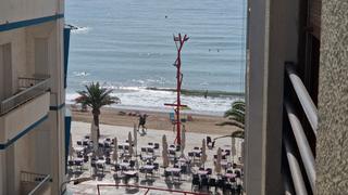 Pis  Carrer de sant pasqual. Piso en 2 linea de paseo maritimo, ascensor y vistas al mar.