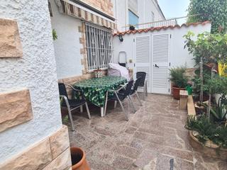 Maison jumelée  Carrer del baix maestrat. Casa adosada en el pueblo para entrar a vivir