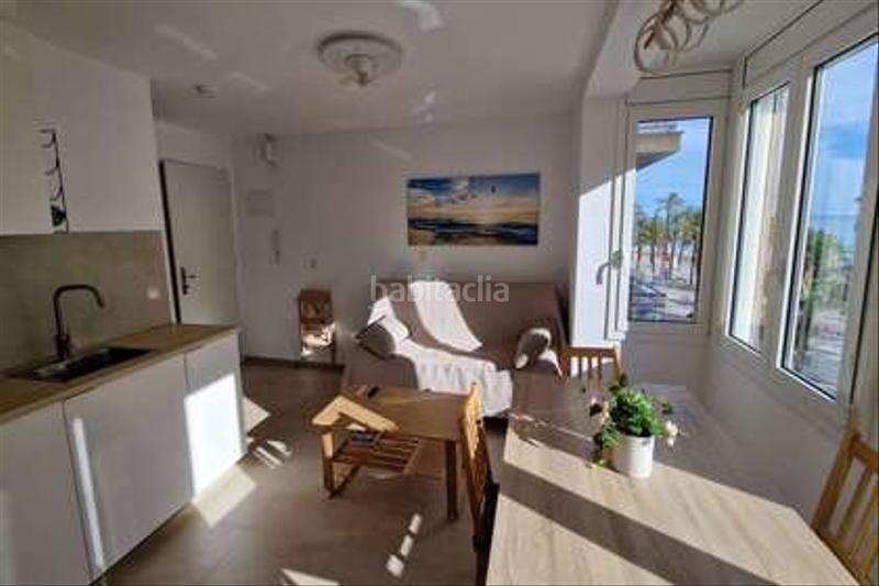 Foto 6db8401b-ff08-4f24-9cea-467c0c95b894. Casa adossada amb calefacció a Casco Urbano Vinaròs