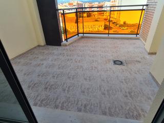 Dúplex  Carrer de la mare de déu de fátima. Atico duplex de obra nueva precio negociable.