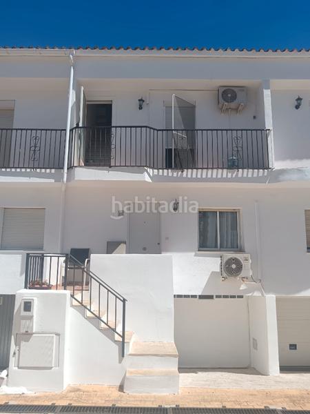 Foto 1d106457-8334-4b90-8987-3a04007241d5. Casa adossada amb calefacció aparcament piscina a Vinaròs