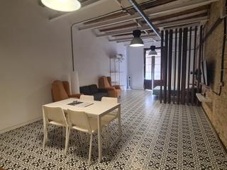 Lloguer Apartament  Carrer de sant isidre. Apartamento tipo loft para larga duracion en el centro