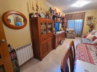 Pis  Carrer del pont. Piso con ascensor y balcon para entrar a vivir