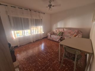 Pis  Carrer del bisbe lasala 29. Piso primero sin ascensor bien conservado