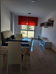 Piccolo appartamento en Casco Urbano. Apartamento seminuevo amueblado