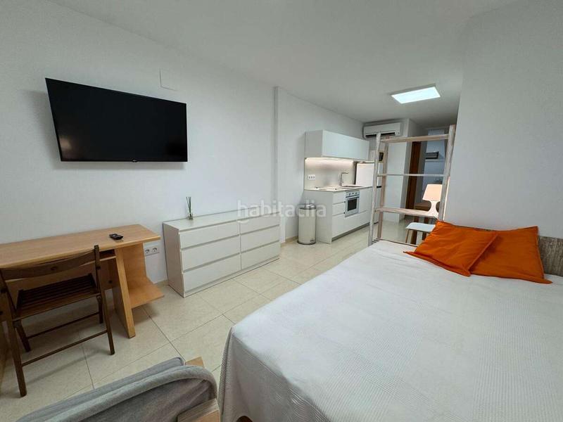 Foto e1908f51-f435-4205-a5f0-0a087fcc19d2. Alquiler apartamento estudio en alquiler en el centro en Vinaròs