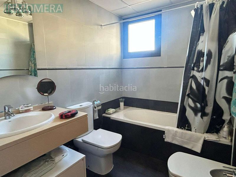 Foto 07afda20-b0a7-4a9f-817c-e4c063bb92e8. Casa amb calefacció aparcament piscina a Casco Urbano Vinaròs