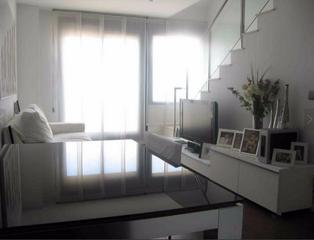 Attique  Carrer de sant blai. Duplex centrico