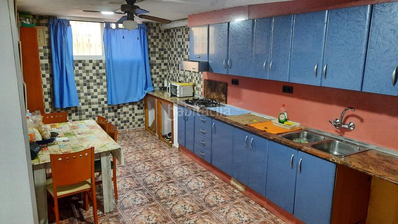 Foto f7b75267-a08f-48cc-b4a4-edab24f50e63. Casa adossada amb calefacció aparcament piscina a Vinaròs