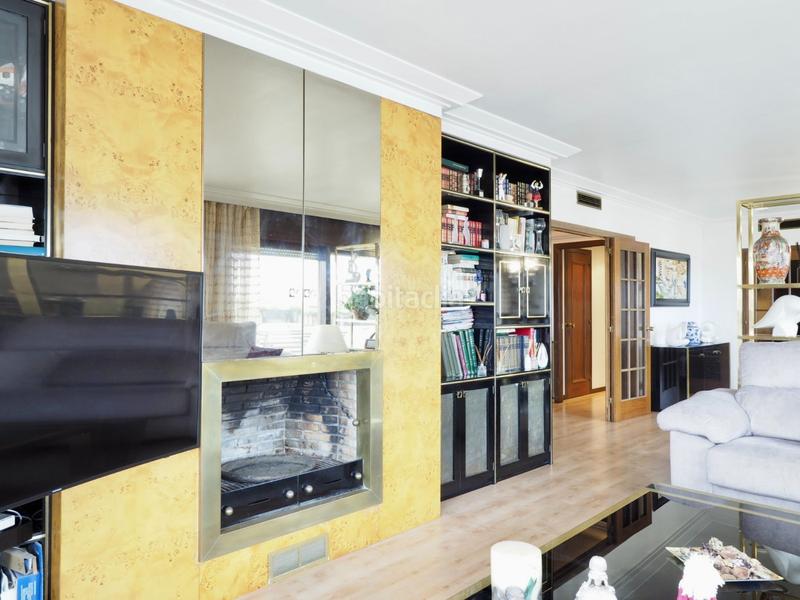 Foto 196c41ff-abeb-4cae-879d-acb30a269cec. Ático àtico en el centro en Creu de la Mà Figueres