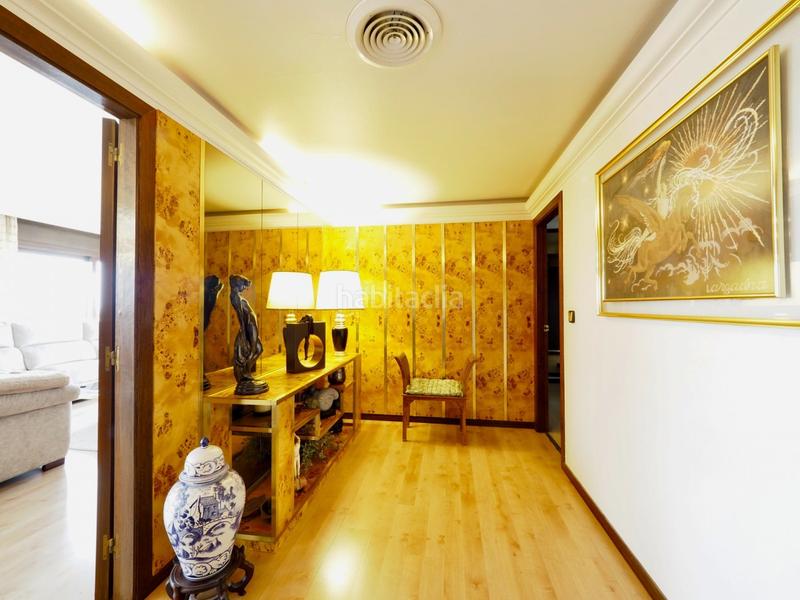 Foto 1d47bb8f-7293-4002-851b-b56f952fbda6. Ático àtico en el centro en Creu de la Mà Figueres