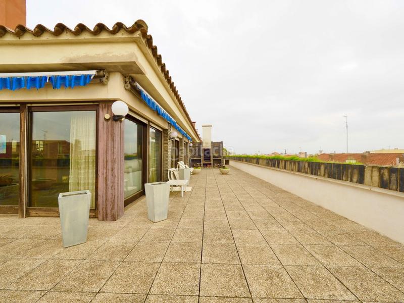 Foto 27f78a66-001c-4c90-8f97-ab1192accea2. Ático àtico en el centro en Creu de la Mà Figueres