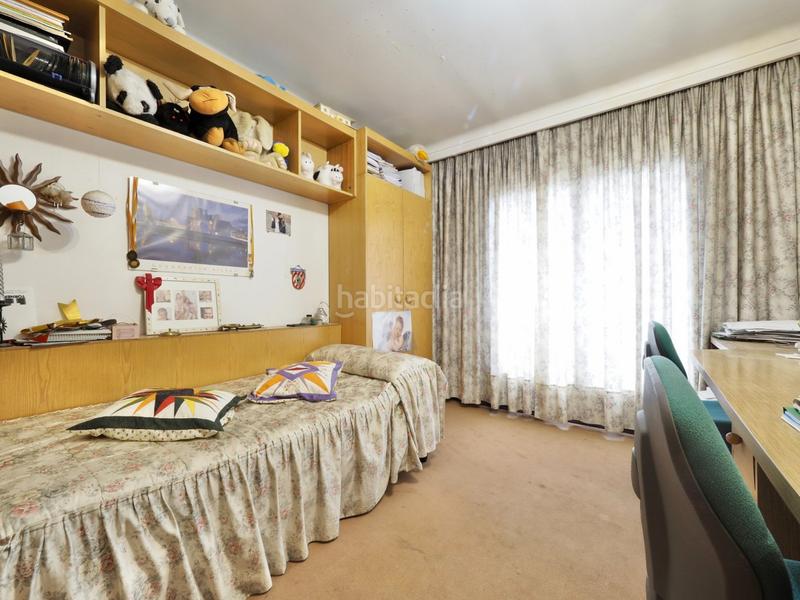 Foto 654b75f9-9988-4b2c-bec6-f64e37ebeff1. Ático àtico en el centro en Creu de la Mà Figueres