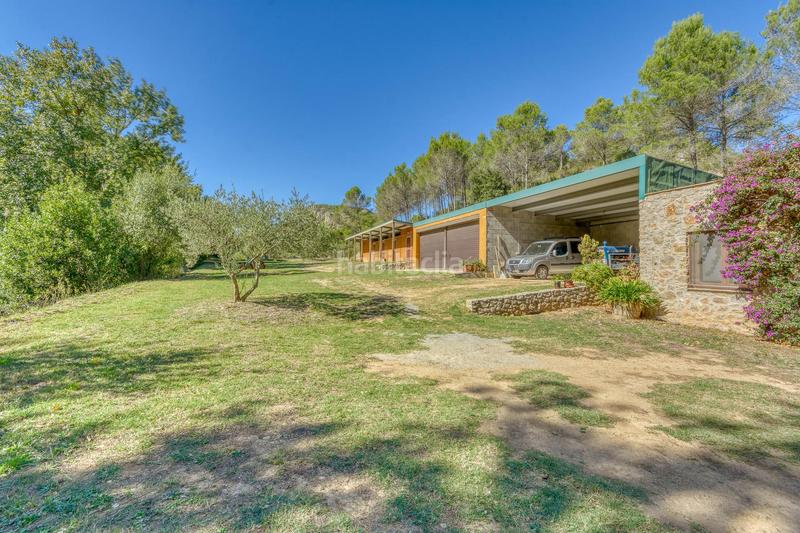 Foto 03d955f5-7de4-4cc5-a75f-01f0fd5c6556. Casale con riscaldamento parcheggio piscina in Boadella i les Escaules