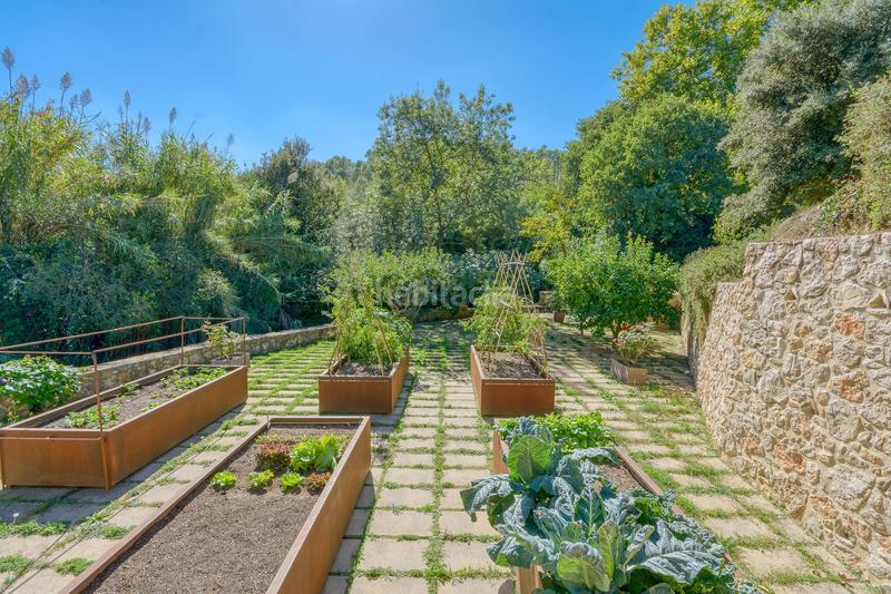 Foto 7c9dd211-32f0-46c5-b43f-d0b7917dadc8. Casale con riscaldamento parcheggio piscina in Boadella i les Escaules