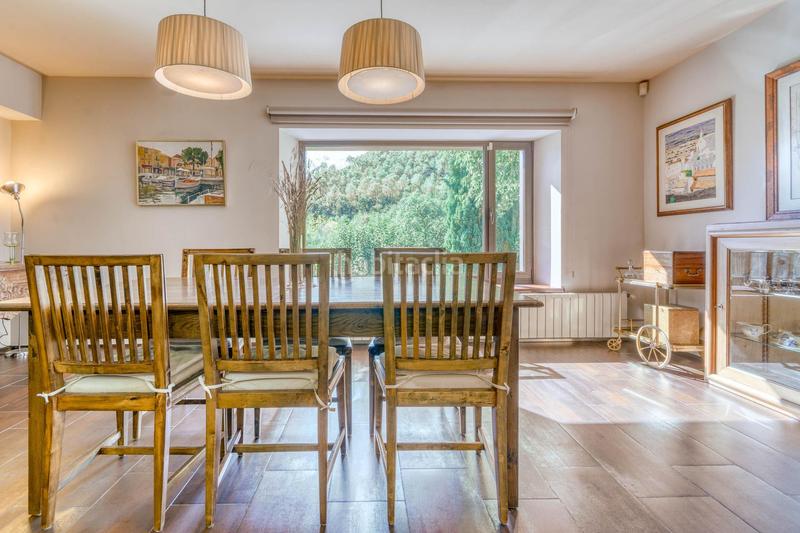 Foto 7f10deb3-1550-4bf4-9b36-97550c24f27e. Casale con riscaldamento parcheggio piscina in Boadella i les Escaules