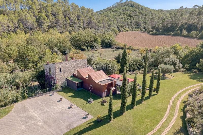 Foto a6a36163-4bbc-4a14-ac1e-56b979ee6efd. Casale con riscaldamento parcheggio piscina in Boadella i les Escaules