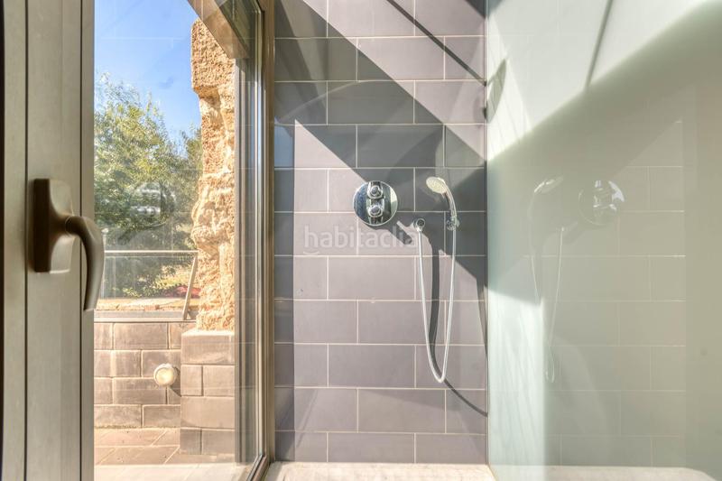 Foto fa2615fd-0f6b-47dd-ba6d-052119e33ae5. Casale con riscaldamento parcheggio piscina in Boadella i les Escaules