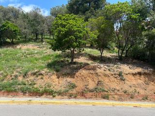 Terreny residencial a Sant Fost de Campsentelles. Fantástico terreno urbano de 1.557 m2 listo para hacer la casa d