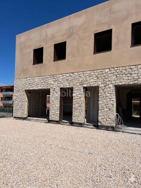 Foto 0e57c23e-9fdb-4fa9-999b-83dbc8dfa567. Casa adossada amb calefacció aparcament a Navata