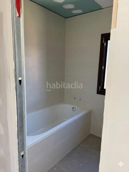 Foto 4a687fce-a44d-4e11-b564-1555c8f0e344. Casa adossada amb calefacció aparcament a Navata