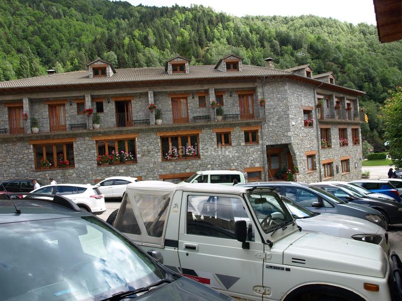 Foto 1e64e1bd-c7aa-49a6-b05c-a59c33318efb. Edificio  hotelero , girona en Setcases