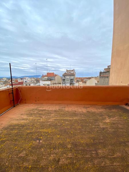 Foto 9f8300f5-3558-45d2-a04b-a4304b833b9e. Edifici a Parc Bosc-Castell Figueres