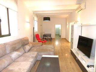 Piso en Putget - Farró. Planta baja en putxet para entrar a vivir!