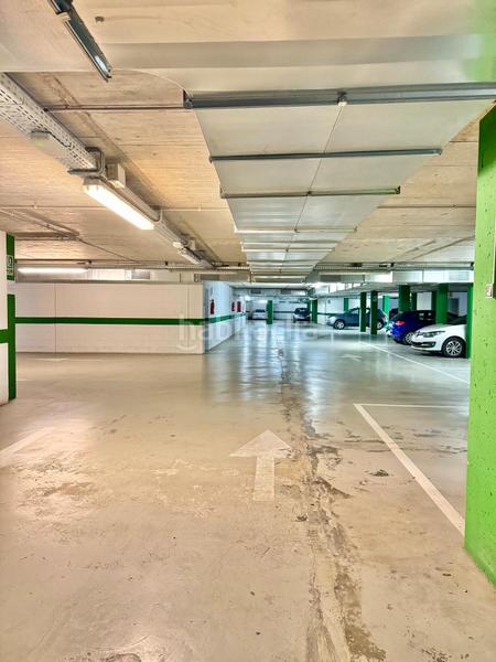 Foto a8357bd8-3624-4931-ad92-6a2e04b9b378. Posto auto in La Devesa Girona