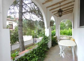 Casa a Pontons. Casa a reformar en pontons