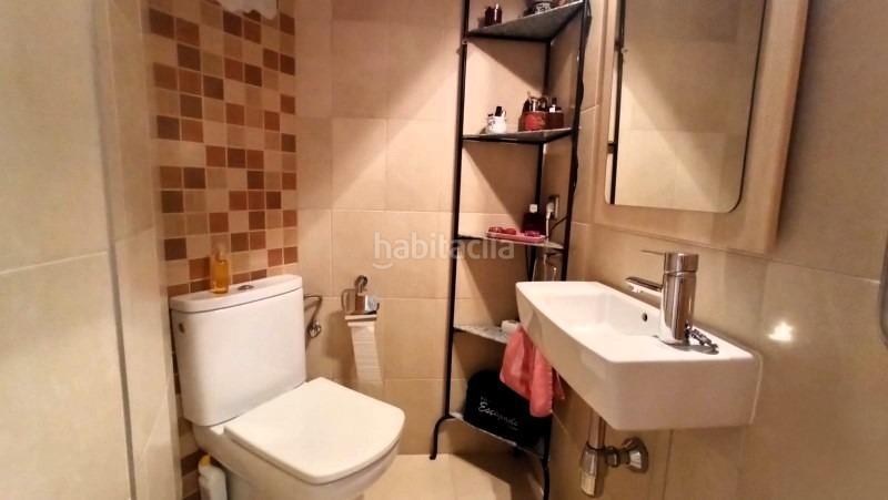 Foto 1d4a897c-3479-460f-be0e-366b93a05454. A tre livelli con riscaldamento in Centre Blanes