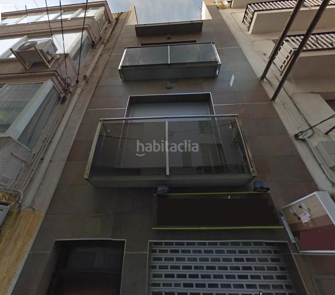 Foto 96b9a475-be23-4be7-874a-068e86c57d66. A tre livelli con riscaldamento in Centre Blanes