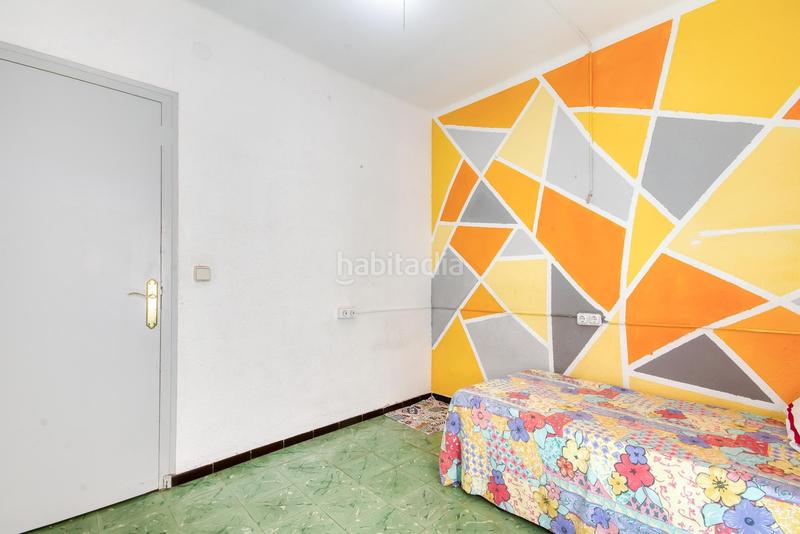 Foto 92e5b9f7-1ce1-4d23-aa2d-160f60a776bc. Edifici a Centre Roses