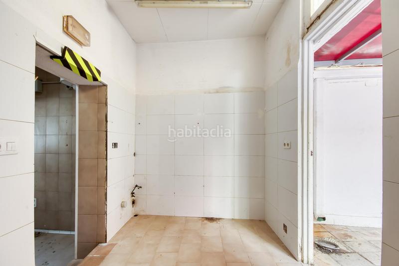 Foto f51cda23-23ab-4241-afec-30f635278fdb. Edifici a Centre Roses