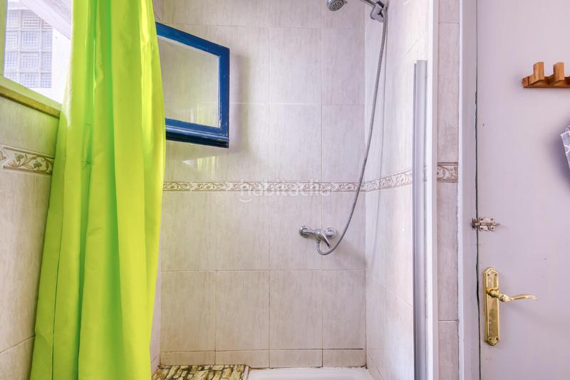 Foto 521a4bb2-d24e-4a18-9624-200ee38018cb. Casa edificio de 3 plantas en pleno centro en Centre Roses