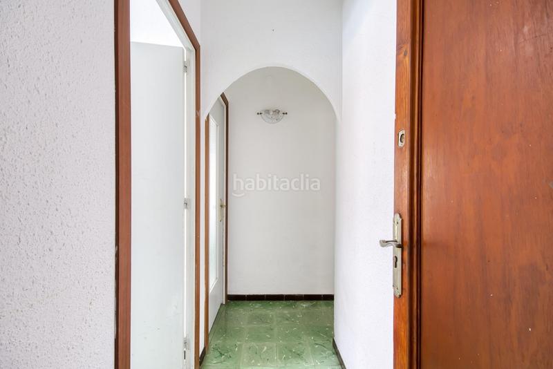 Foto a4d14ce5-8f80-4924-a40c-06a085c5cb8d. Casa edificio de 3 plantas en pleno centro en Centre Roses