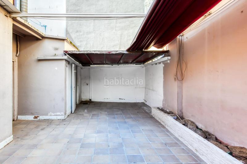Foto ebf5def8-9b82-46e6-ae98-8aa839e63301. Casa edificio de 3 plantas en pleno centro en Centre Roses