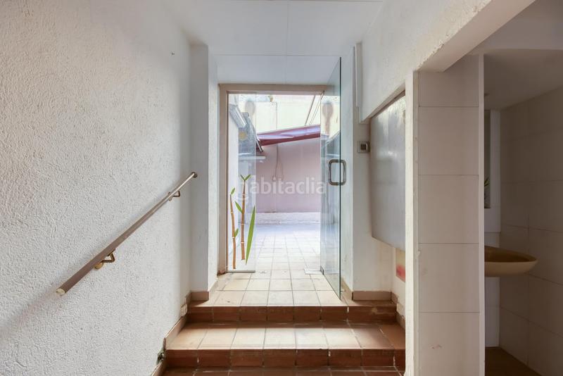 Foto f0b0b166-5033-4d09-9734-bf3315ac4a89. Casa edificio de 3 plantas en pleno centro en Centre Roses