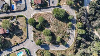 Terreny residencial a Carrer del camí del puiggraciós 33. Parcela en bigues i riells