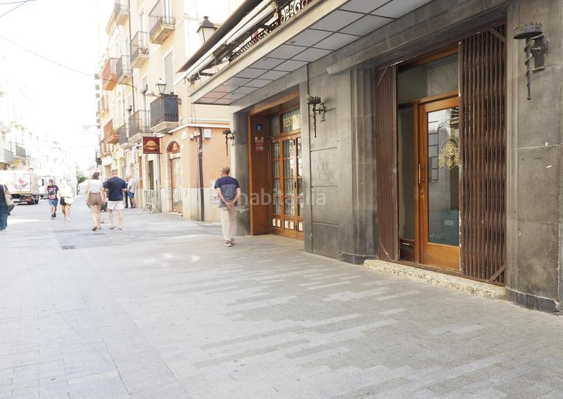 Foto 357fb86c-f216-40a1-a865-2145351258d5. Affitto locale commerciale in Centre Figueres