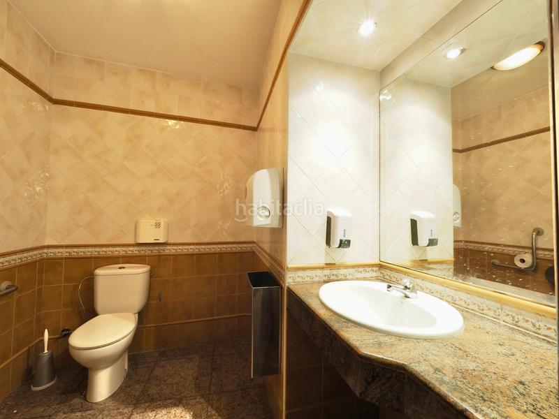 Foto d6c76bc9-d004-4f8f-aff3-f03bacfb58b4. Affitto locale commerciale in Centre Figueres