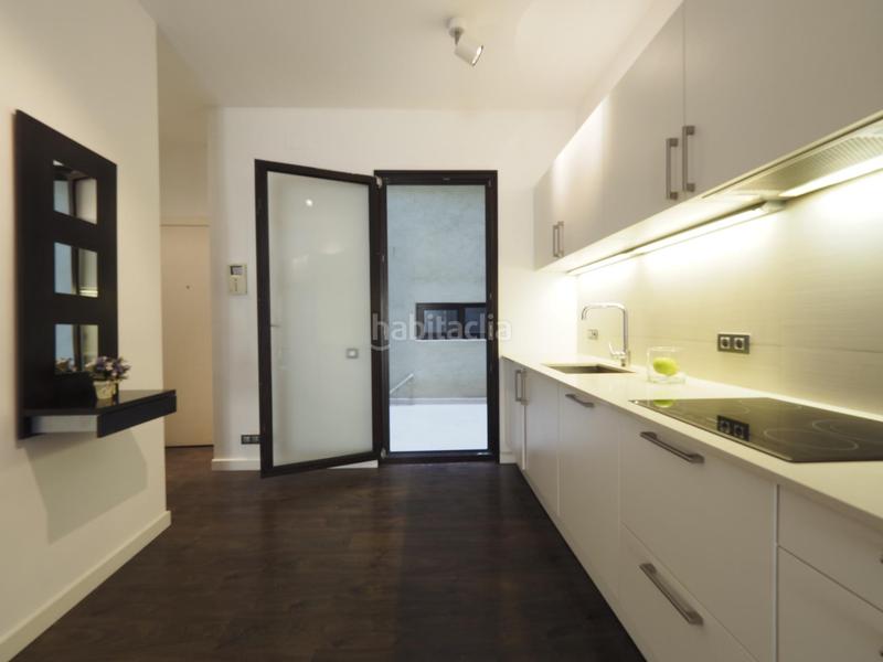 Foto 5224564c-3f9f-4a3b-9378-d2ea83f6e4fb. Apartament amb calefacció a Eixample-Horta Capallera Figueres