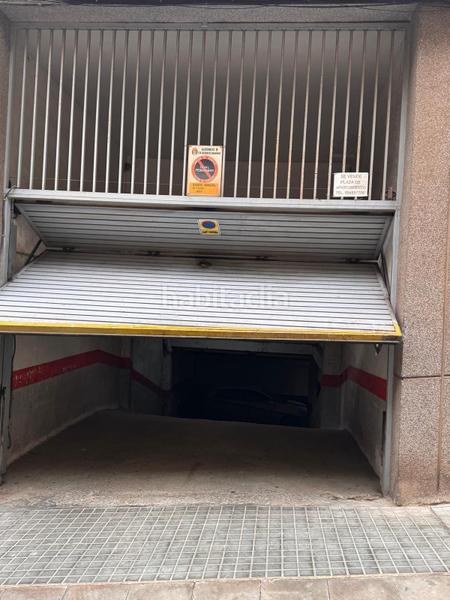 Foto 1d60ee36-15fc-4ca5-b83e-0e61d2360f7e. Autoparkplatz in El Raval Santa Coloma de Gramenet