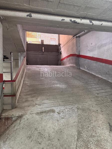 Foto 479f5373-e648-4c81-b5b5-05ea6f89407a. Autoparkplatz in El Raval Santa Coloma de Gramenet