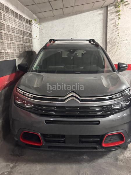 Foto af9d1d82-b724-4f99-91b9-8692d8b06dee. Autoparkplatz in El Raval Santa Coloma de Gramenet