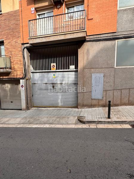 Foto e5d6e72c-dd94-4561-a589-42f9765c6ffb. Autoparkplatz in El Raval Santa Coloma de Gramenet