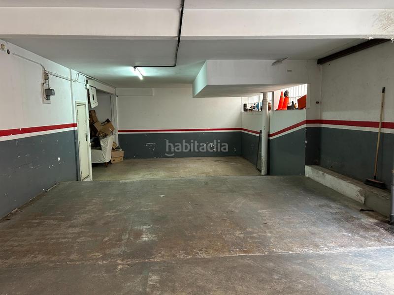 Foto ab64cbae-c8e3-471e-931f-9b07e1c9cdf1. Locale commerciale in Putget - Farró Barcelona