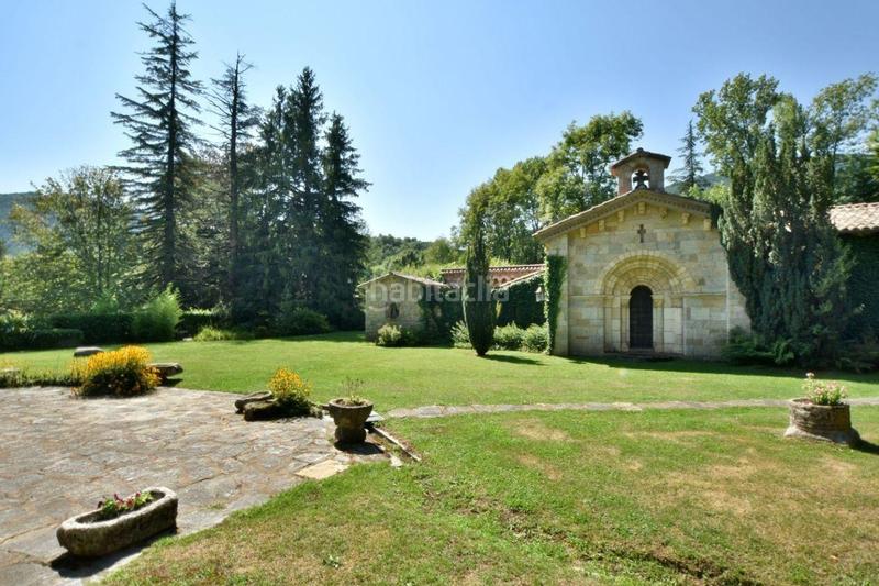 Foto 8a8d705f-a2f6-44d1-8a21-39f59cdd60a4. Masía espectacular masía con historia en Camprodon