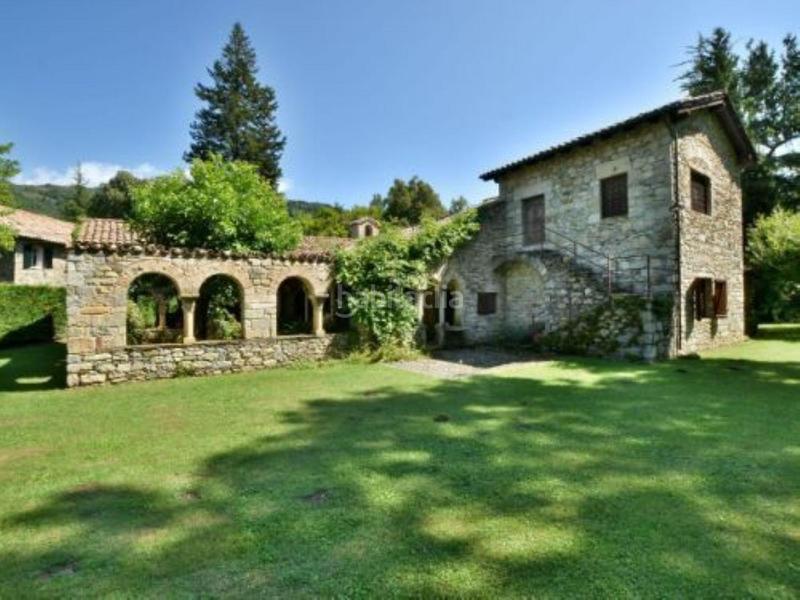 Foto f8a8572b-a5b1-468e-a491-7ff2f70ee041. Masía espectacular masía con historia en Camprodon